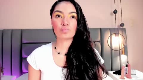 Luna Aspen online show from March 25, 6:03 pm