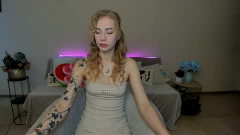 LunaBelli online show from March 1, 7:10 am