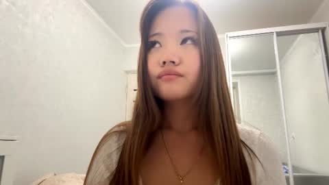 Snapshot of lunachaaaaan chatting on August 7, 9:06 pm Luna online show from August 7, 9:06 pm