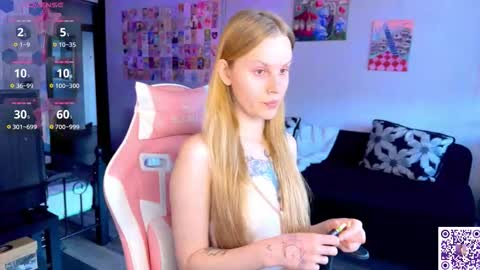 Britney online show from March 13, 2:56 pm