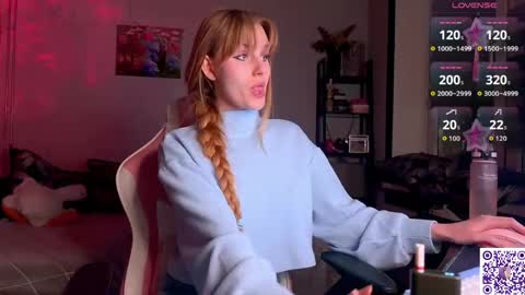 Britney online show from April 10, 9:19 pm