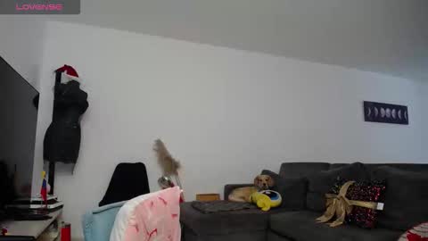 Snapshot of lunagardners chatting on January 8, 6:32 pm lunagardners online show from January 8, 6:32 pm