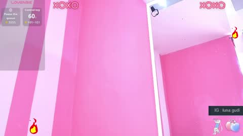 lunagudis online show from April 9, 3:17 pm