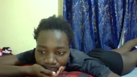 lunah_kitty online show from May 21, 7:59 am