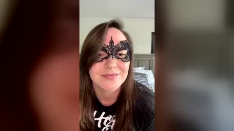 Snapshot of lunahluxx chatting on July 2, 7:20 pm lunahluxx online show from July 2, 7:20 pm