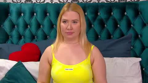 LunaHouston online show from February 6, 5:16 pm