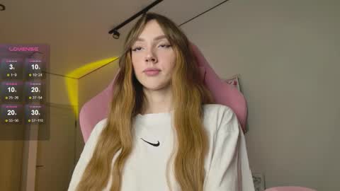 Snapshot of lunainnk chatting on October 11, 10:08 pm Luna online show from October 11, 10:08 pm