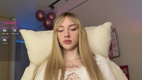 Snapshot of lunainnk chatting on November 29, 10:24 pm Luna online show from November 29, 10:24 pm