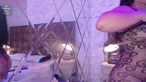 Luna  online show from April 17, 1:03 pm