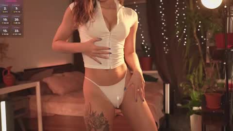 lunalike online show from March 22, 10:02 pm