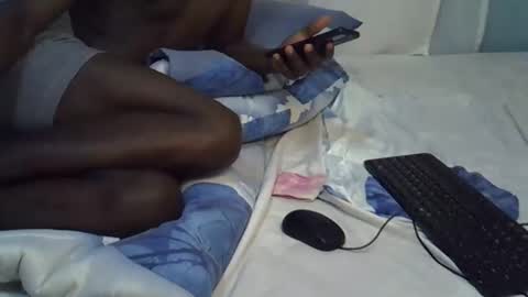 lunalove22_ online show from September 14, 3:33 pm