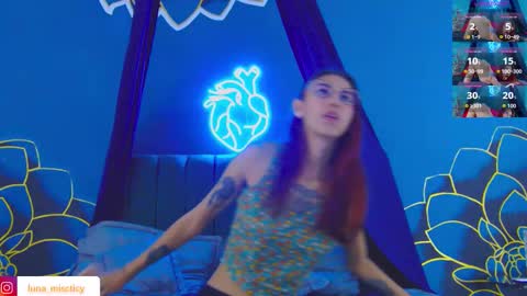 Luna online show from October 13, 8:09 pm