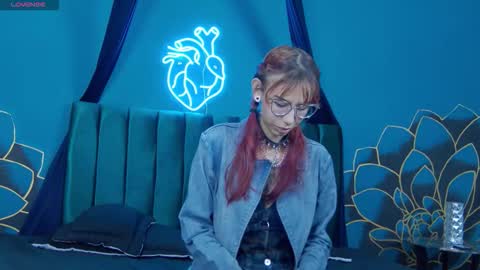 Luna online show from November 27, 8:00 pm