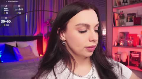 Luna  next streams Mon Fri Sat Sun 8pm-5am gmt0 online show from February 2, 11:53 pm