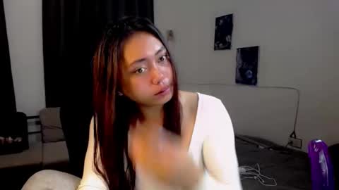 Snapshot of lunapinay chatting on April 23, 6:32 pm Luna online show from April 23, 6:32 pm