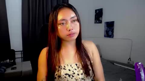 Snapshot of lunapinay chatting on April 25, 9:45 pm Luna online show from April 25, 9:45 pm