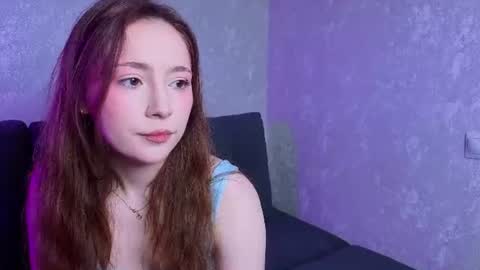 Snapshot of lunarialive chatting on July 5, 10:22 am Sonya online show from July 5, 10:22 am