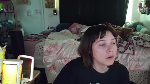 lunarqueen420 online show from March 8, 12:09 pm