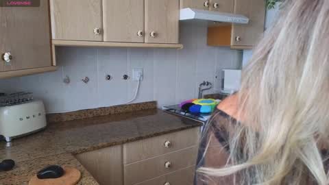 Snapshot of lunary_mix chatting on December 20, 3:31 pm Luna online show from December 20, 3:31 pm