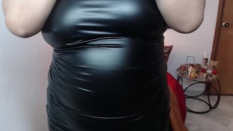 Snapshot of lunasxxcandy chatting on February 12, 6:40 am kata online show from February 12, 6:40 am