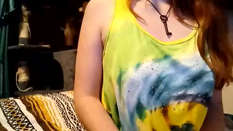 Snapshot of lunathepoet chatting on May 29, 1:03 am lunathepoet online show from May 29, 1:03 am