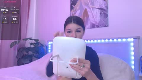 Veronica online show from November 16, 9:48 am