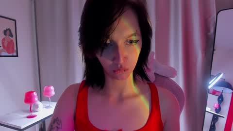 Snapshot of lunavogue chatting on May 24, 3:55 am call me a pose striker online show from May 24, 3:55 am