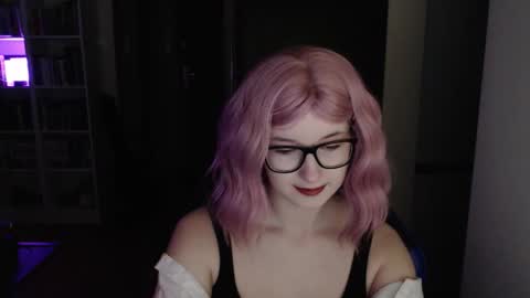 LunaXcherry online show from March 23, 5:39 pm