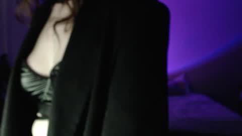 LunaXcherry online show from April 21, 6:12 pm