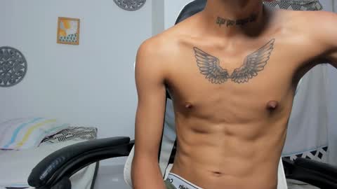 lunay_bigcock420 online show from October 6, 7:50 am