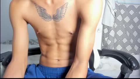 lunay_bigcock420 online show from October 9, 7:50 am