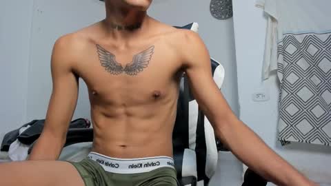 lunay_bigcock420 online show from October 14, 10:05 am