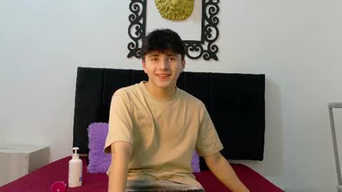 lunaydream online show from July 3, 11:49 am