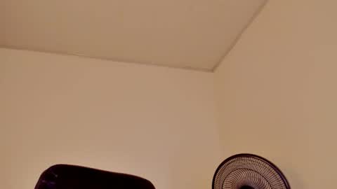 Lunita  online show from April 20, 7:37 pm