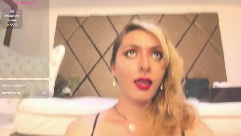 lunitadiva online show from March 2, 4:10 pm