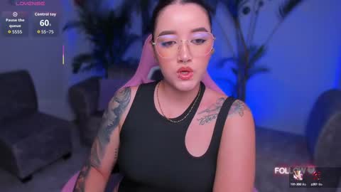 LUNA ROSE online show from September 10, 4:56 am