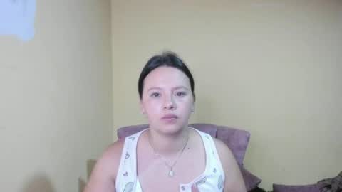 Snapshot of lunnadoll chatting on June 28, 3:34 am Katty what ever do you want on my pv is for extra tokens minimi 250 tks ty u for understand online show from June 28, 3:34 am