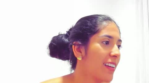     online show from November 30, 4:49 am