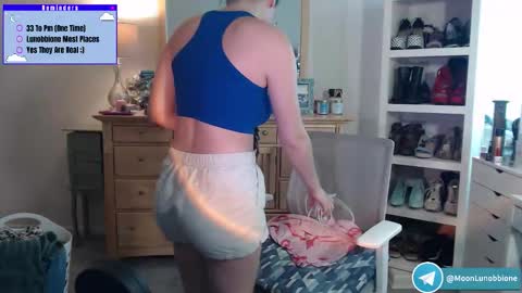 Snapshot of lunobbione chatting on March 20, 8:57 pm Lunobbione online show from March 20, 8:57 pm