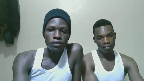 Snapshot of luoislove chatting on November 2, 5:48 pm luoislove online show from November 2, 5:48 pm