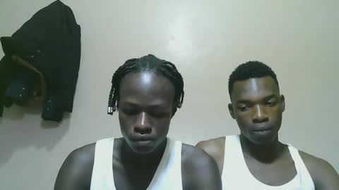 Snapshot of luoislove chatting on November 11, 7:08 am luoislove online show from November 11, 7:08 am