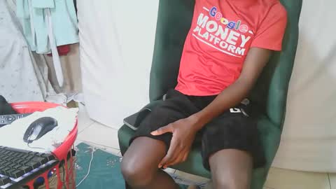 luoislove online show from March 10, 9:25 am