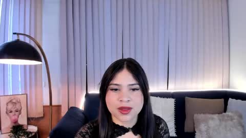 Snapshot of lupe_fox chatting on May 14, 10:55 am lupe_fox online show from May 14, 10:55 am