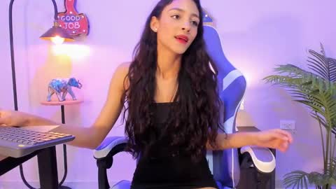 Snapshot of lupeebony chatting on January 14, 10:34 pm lupe online show from January 14, 10:34 pm