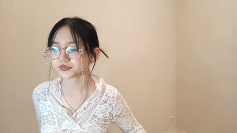 Roxie online show from April 13, 1:05 pm