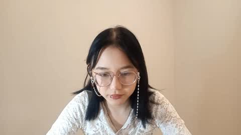 Roxie online show from April 18, 1:04 pm