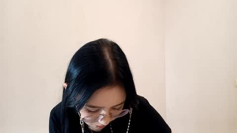 Roxie online show from April 21, 1:17 pm