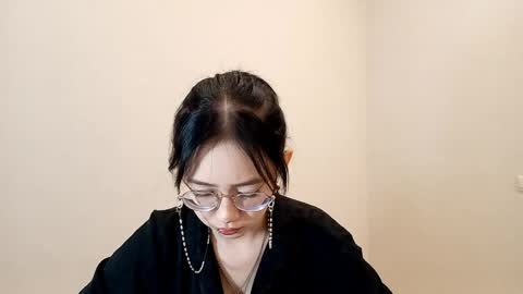 Roxie online show from April 23, 1:13 pm