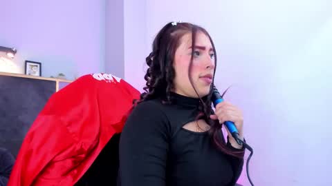 Snapshot of lurea_pearl chatting on November 26, 6:25 am Lurea pearl online show from November 26, 6:25 am