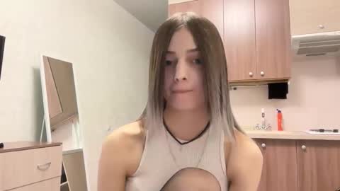 May online show from November 4, 7:18 am